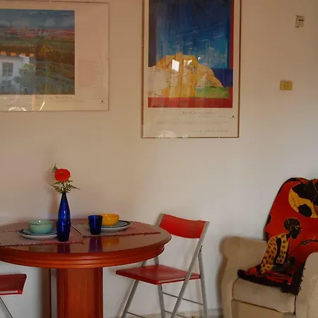 El Piso De Julia *